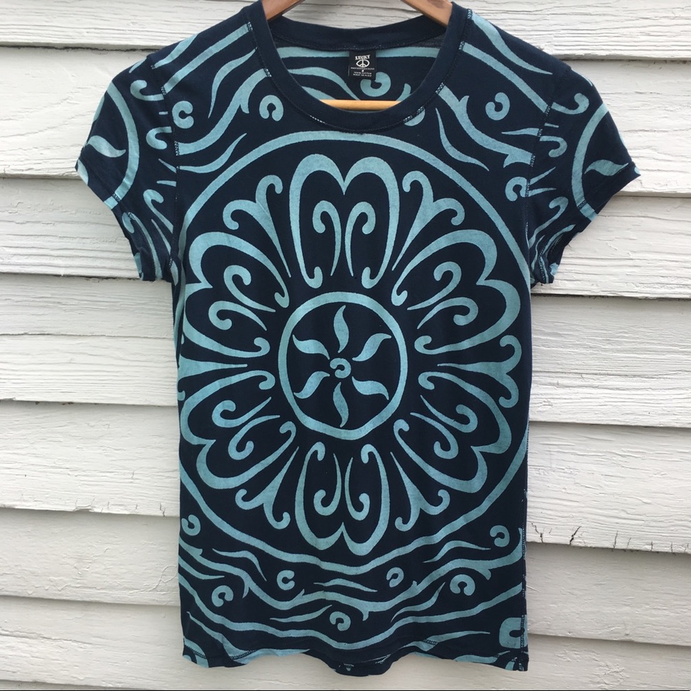 Lucky Brand sz S all over print Tee